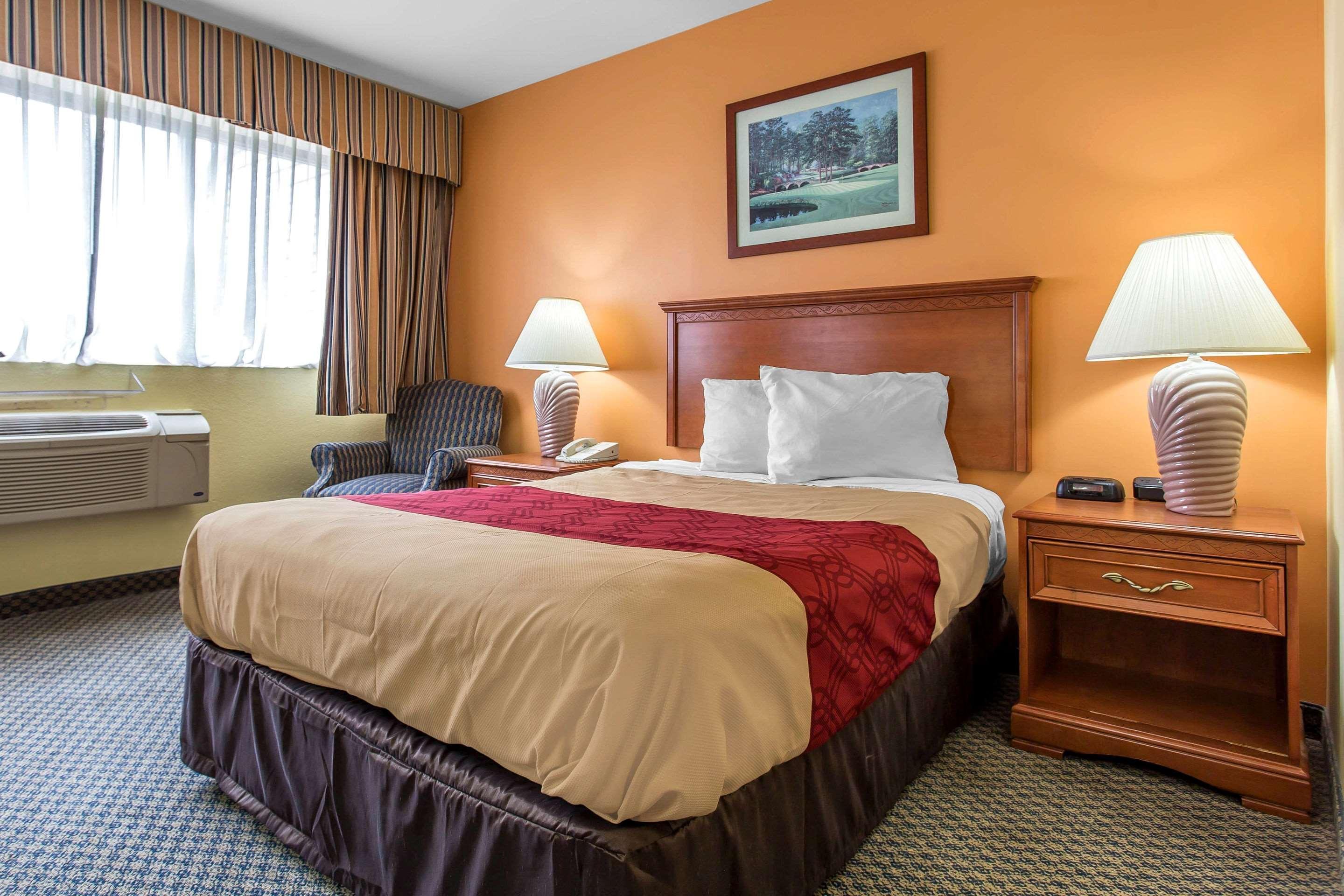 Econo Lodge & Suites Southern Pines Exterior foto