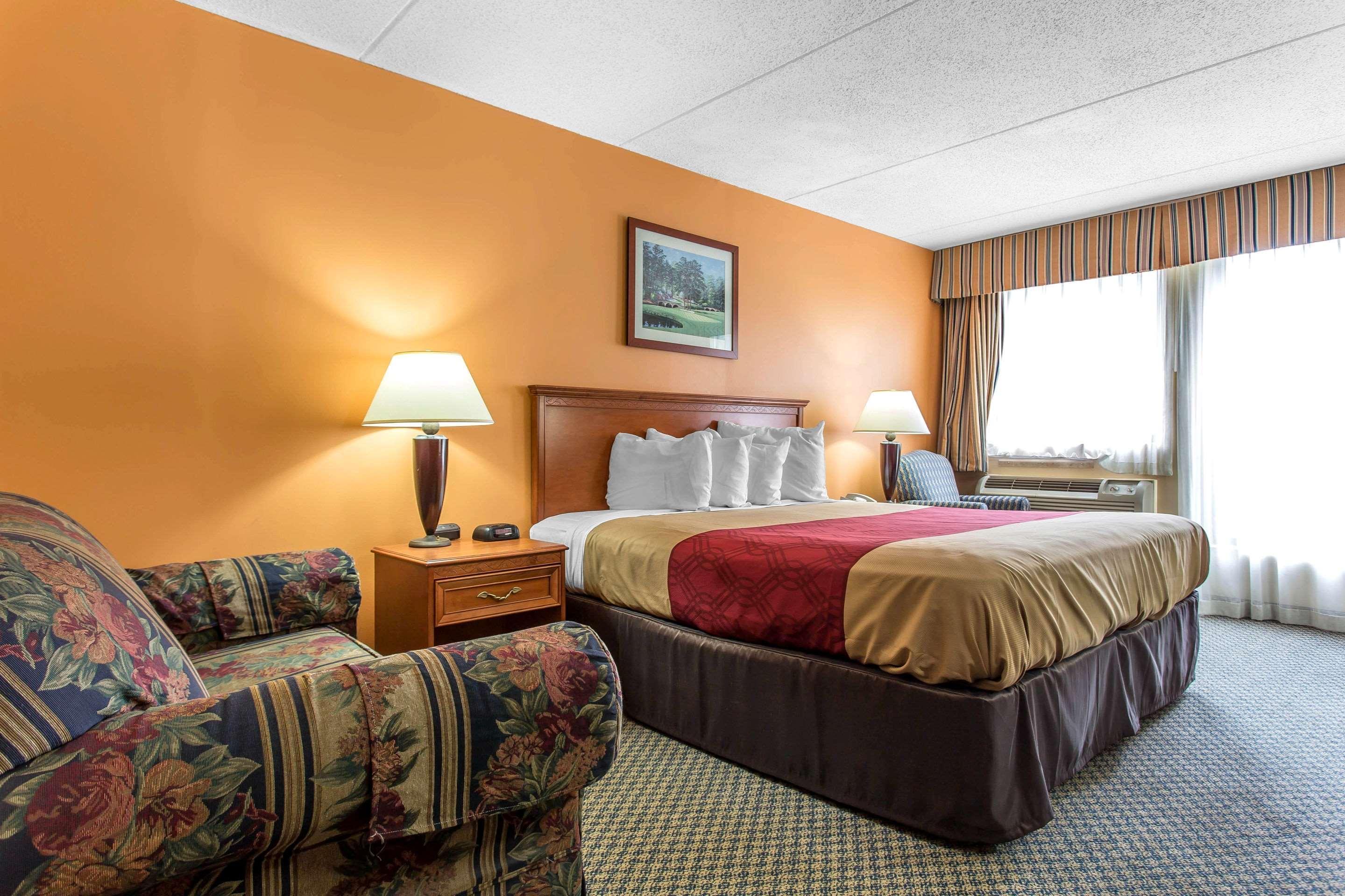 Econo Lodge & Suites Southern Pines Exterior foto